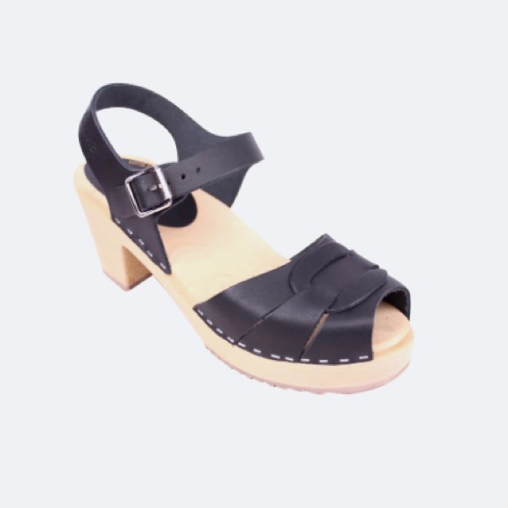 Lotta’s Peep Toe Clogs Black Leather
Size 37  Lotta From Stockholm